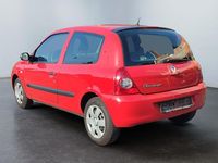 Gebraucht Renault Clio II Campus 58 PS (42 kW) 2008 Rot Kleinwagen