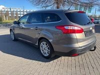 Gebraucht Ford Focus Titanium 140 PS (102 kW) 2012 Braun Kombi