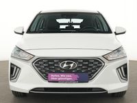 Gebraucht Hyundai Ioniq 141 PS (103 kW) 2022 Polar white Kleinwagen