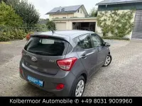 Gebraucht Hyundai i10 Style 67 PS (49 kW) 2015 Grau Kleinwagen