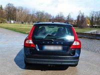 Gebraucht Volvo V70 136 PS (100 kW) 2009 Blau Kombi