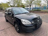 Second-hand Kia Rio 96 CP (70 kW) 2009 Negru Hatchback