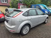 Używany Ford Focus Titanium 101 KM (74 kW) 2009 Srebrny Sedan/Limuzyna