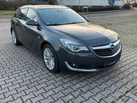 Gebraucht Opel Insignia 138 PS (101 kW) 2015 Grau Kombi