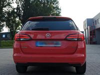 Gebraucht Opel Astra Dynamic 136 PS (100 kW) 2017 Rot Kombi