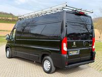 Gebraucht Peugeot Boxer 165 PS (121 kW) 2022 Schwarz Van