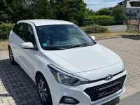 Gebraucht Hyundai i20 Active 75 PS (55 kW) 2019 Weiß Kleinwagen