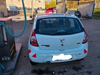 Second-hand Dacia Sandero 75 CP (55 kW) 2009 Alb Hatchback