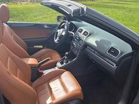 Second-hand VW Golf 105 CP (77 kW) 2011 Negru Cabrio