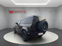 Gebraucht Land Rover Defender SE Dynamic 412 PS (303 kW) 2023 Andere Limousine