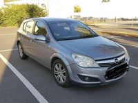Gebraucht Opel Astra 110 PS (80 kW) 2008 Silber Limousine