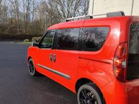 Gebraucht Fiat Doblò 90 PS (66 kW) 2012 Rot Van / Kleinbus