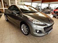 gebraucht Peugeot 207 CC 120 VTi Roland Garros Leder , Navi ,Sitzh