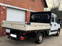 Gebraucht Iveco Daily 126 PS (92 kW) 2012 Weiß Limousine