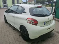 Gebraucht Peugeot 208 82 PS (60 kW) 2012 Weiß Kleinwagen
