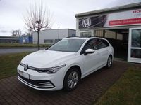 Gebraucht VW Golf VIII Life 131 PS (96 kW) 2022 Pure white Kombi