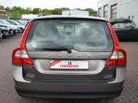 Gebraucht Volvo V70 Kinetic 200 PS (147 kW) 2009 Grau Kombi