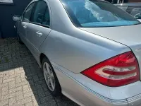 Second-hand Mercedes C200 140 CP (102 kW) 2002 Argintiu Berlinǎ