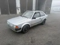 Gebraucht Ford Escort 69 PS (50 kW) 1984 Silber Coupé