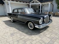 Gebraucht Mercedes 230 120 PS (88 kW) 1965 Schwarz Limousine