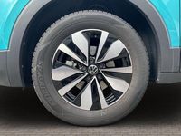 Gebraucht VW T-Cross Move 110 PS (80 kW) 2023 Makenatürkis SUV