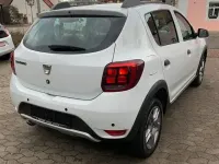 Gebraucht Dacia Sandero Prestige 95 PS (69 kW) 2020 Weiß Limousine
