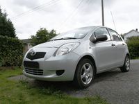 Gebraucht Toyota Yaris Sol 69 PS (50 kW) 2008 Silber metallic Kleinwagen