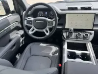Gebraucht Land Rover Defender S 249 PS (183 kW) 2026 Woolstone green gloss SUV