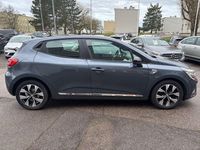 Gebraucht Renault Clio V LIMITED 140 PS (102 kW) 2022 Silber Limousine