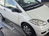 Gebraucht Mercedes A160 90 PS (66 kW) 2007 Weiß Limousine