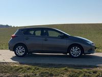 Gebraucht Toyota Auris 116 PS (85 kW) 2018 Grau Kleinwagen