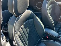 Gebraucht Mini Cooper Cabriolet 122 PS (89 kW) 2012 Blau Cabrio