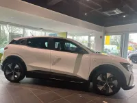 Gebraucht Renault Megane E-Tech Equilibre 96 kW (131 PS) 2024 Weiß Limousine