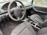 Gebraucht Mercedes A160 95 PS (69 kW) 2011 Schwarz Limousine