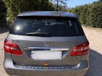 Gebraucht Mercedes B180 122 PS (89 kW) 2012 Grau Van / Kleinbus