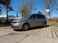 Gebraucht VW Touran 105 PS (77 kW) 2012 Gold Van / Kleinbus