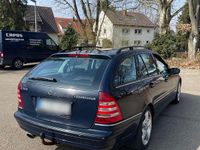 Gebraucht Mercedes C230 192 PS (141 kW) 2004 Blau Kombi