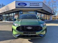Neu Ford Kuga ST-Line 152 PS (111 kW) 2025 Bursting green SUV