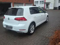 Gebraucht VW Golf VII Comfortline 116 PS (85 kW) 2019 Weiß Limousine