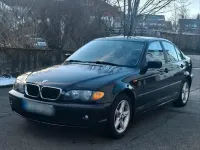 Gebraucht BMW 318 143 PS (105 kW) 2001 Blau Limousine
