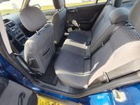 Gebraucht Opel Astra 80 PS (58 kW) 2003 Blau Limousine