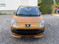 Gebraucht Peugeot 1007 Premium 73 PS (53 kW) 2007 Orange Van / Kleinbus