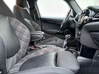 Gebraucht Mini Cooper 136 PS (100 kW) 2018 Schwarz Kleinwagen