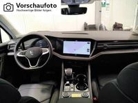 Gebraucht VW Touareg Elegance 231 PS (169 kW) 2024 Beige SUV