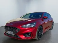 Używany Ford Focus ST 280 KM (205 kW) 2020 Czerwony Sedan/Limuzyna