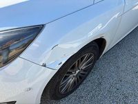 Gebraucht Ford Focus 120 PS (88 kW) 2018 Weiß Kombi