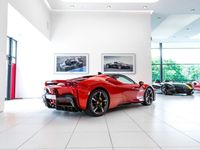 Gebraucht Ferrari SF90 2024 Rot