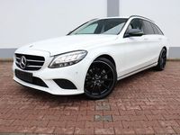 Gebraucht Mercedes C220 Night 194 PS (142 kW) 2019 Weiß Limousine