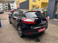 Gebraucht Renault Mégane Bose Edition 131 PS (96 kW) 2011 Schwarz Limousine