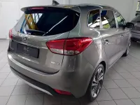 Gebraucht Kia Carens Spirit 141 PS (103 kW) 2017 Silber Van / Kleinbus